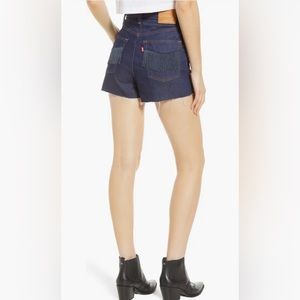 Levi’s Ribcage Short with Fringe on Back Pockets